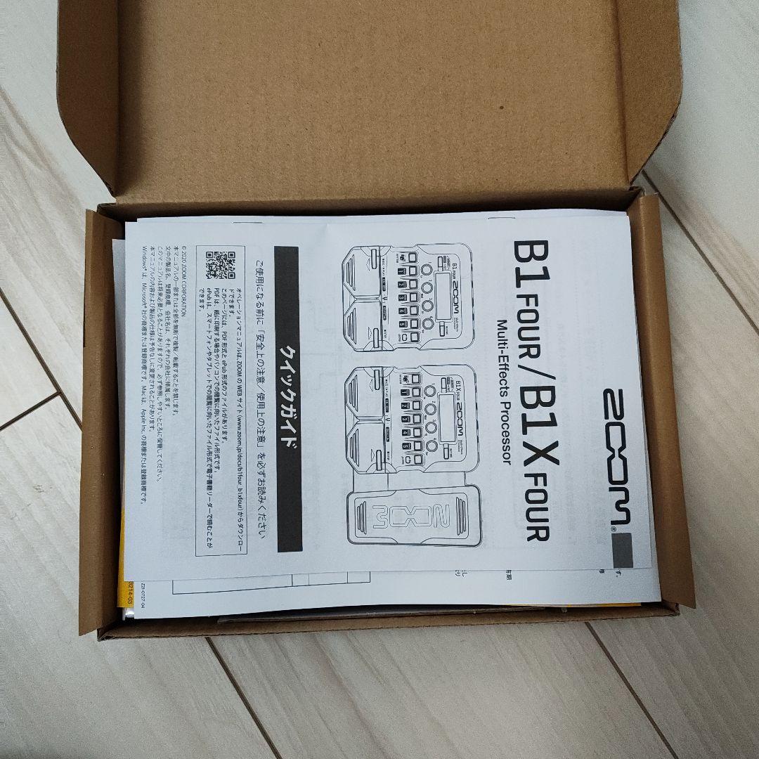 Zoom B1 Four ベースマルチエフェクター