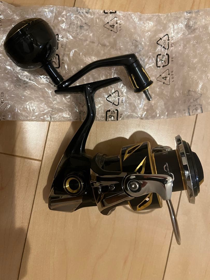 SHIMANO　シマノ20ステラSW6000HG　新品未使用品