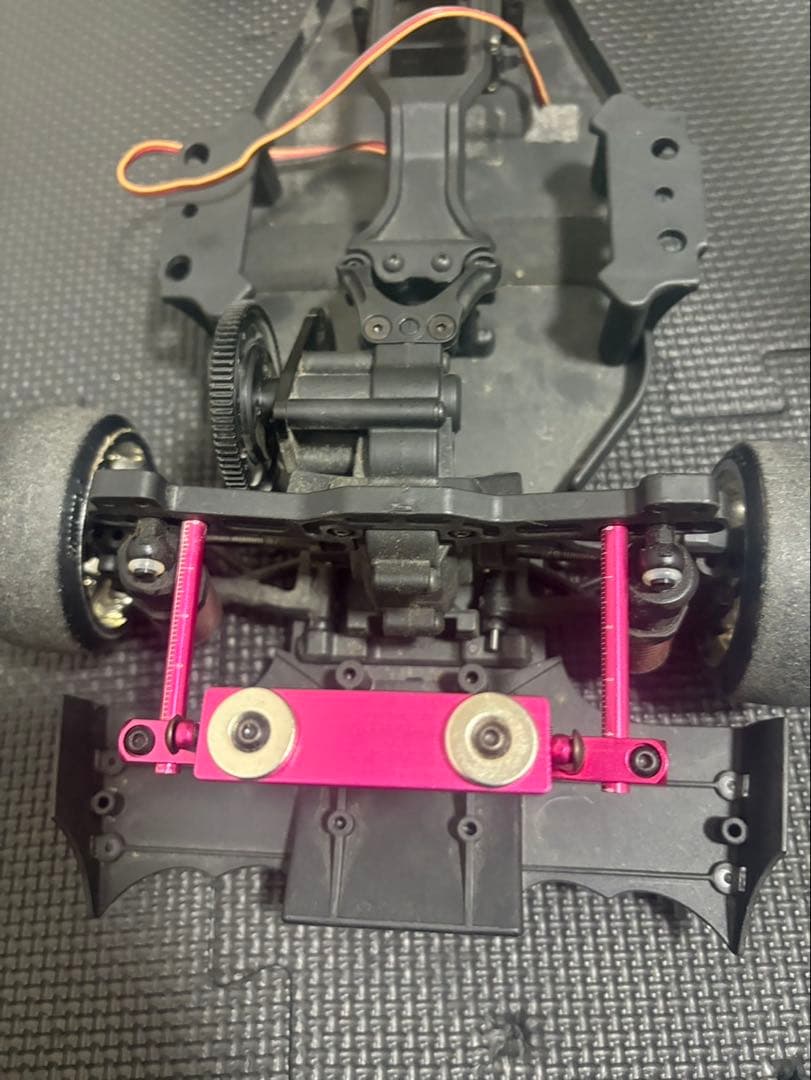 ラジコンシャーシ