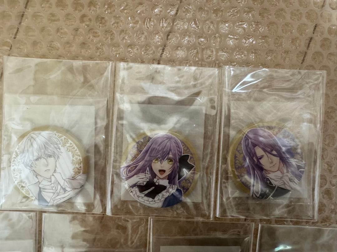 新品◆悪役令嬢は溺愛ルートに入りました！？ 缶バッジ 全7種 オンラインくじ