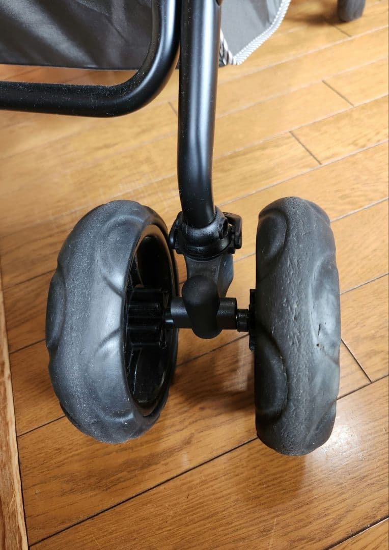 風ちゃん　GEXペットカート 多頭用DX plus