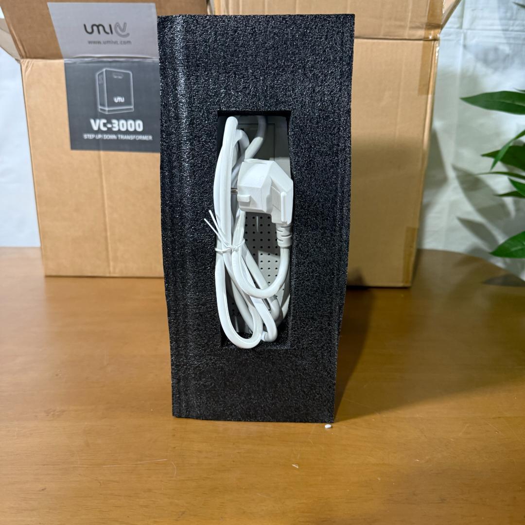 UMIVC 変圧器 3000W 海外電気製品を日本で使用 昇圧器 昇圧機 アップ