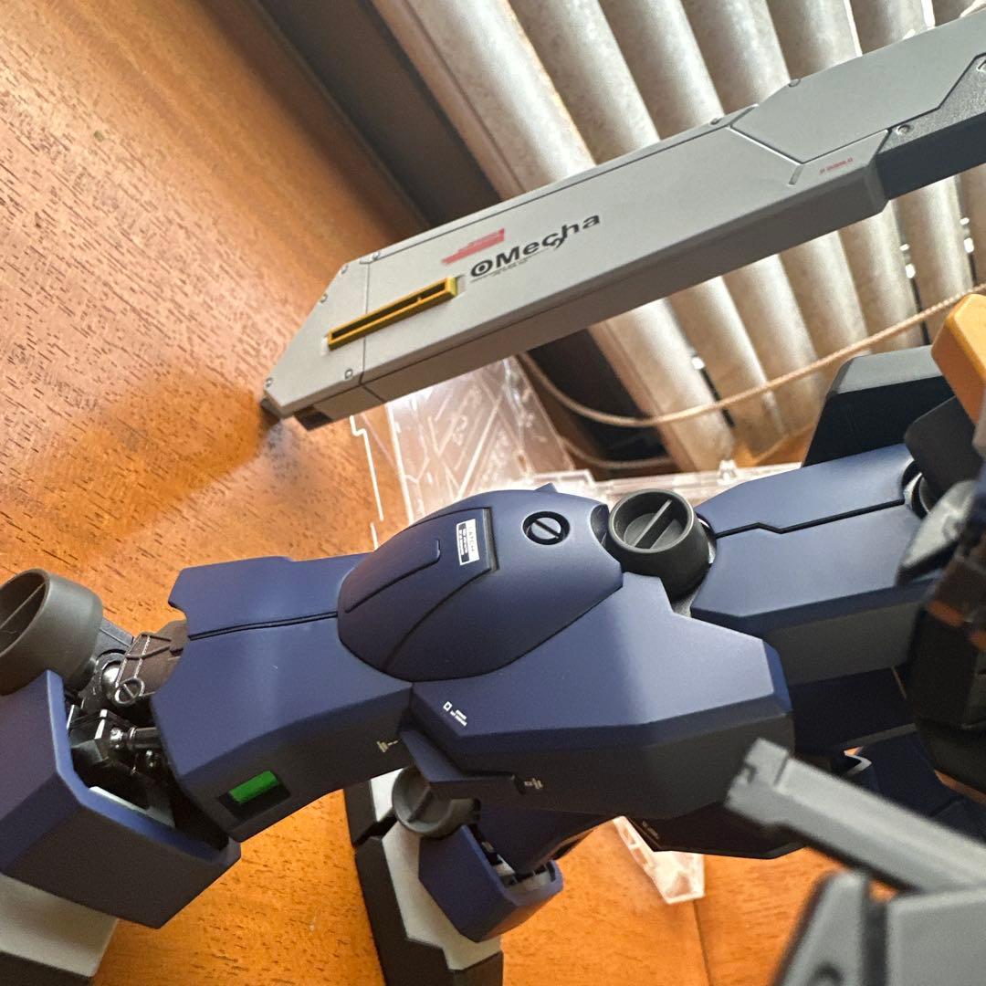 プレミアムバンダイ限定MGガンダムTR-1ヘイルズ2号機アーリータイプ全塗装品