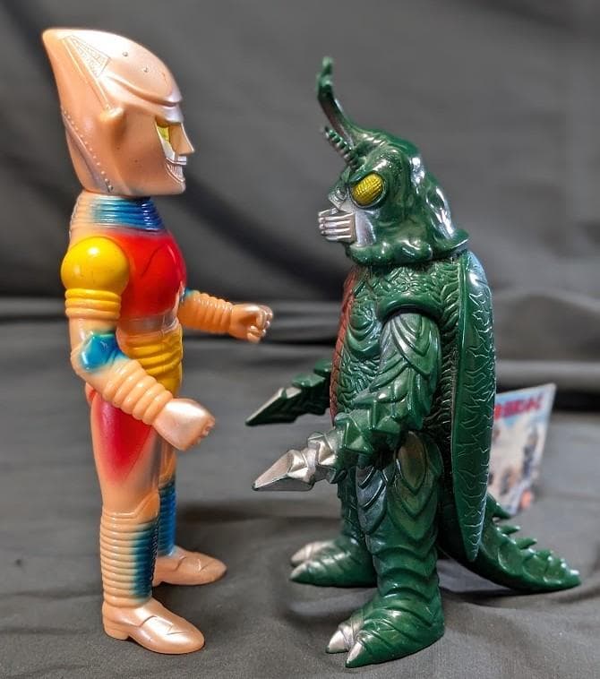 ジェットジャガー＆メガロ（Ｍ１号・ブルマァク復刻）ソフビフィギュア２体セット