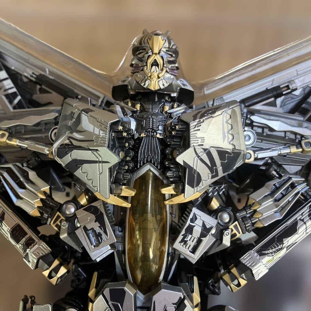 トランスフォーマー　BMB MPM スタースクリーム 似