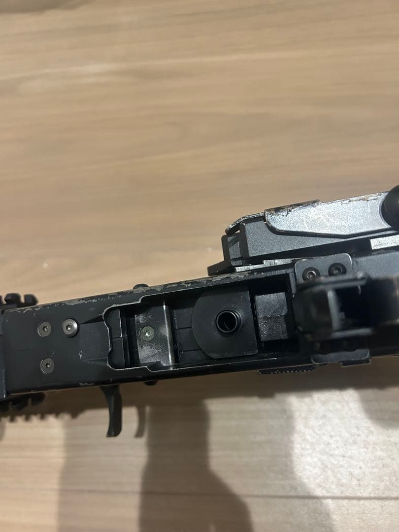 東京マルイ　次世代電動ガン　AK102 マガジンアダプター付き