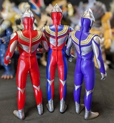 ウルトラマンティガ＆登場怪獣・宇宙人（バンダイ）ソフビフィギュア34体セット