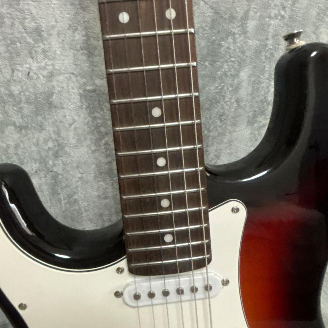 BUSKER’S Lefty ストラトタイプ サンバースト 送料無料　匿名配送