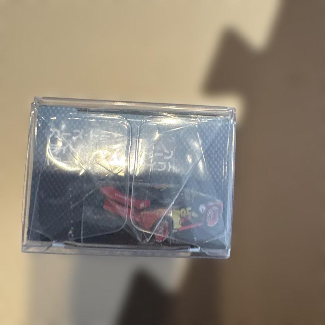 カーズトミカ マックイーンカーボンレーサー