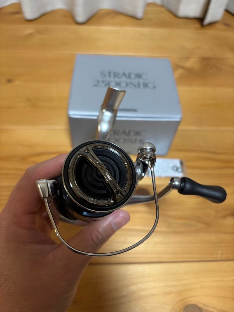 【送料込】シマノ　23ストラディック2500SHG