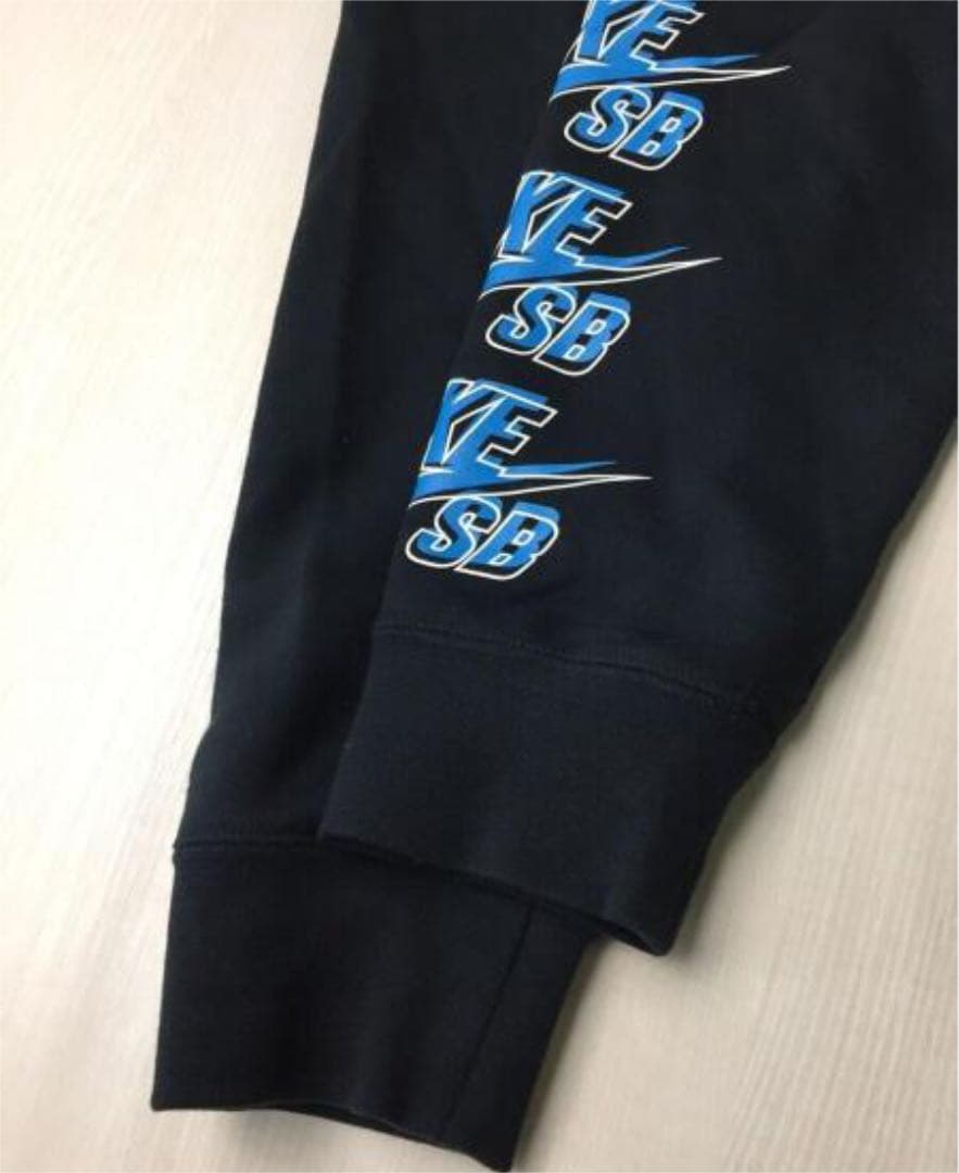 【NIKE】タグ付き新品 ナイキSB スウェットセットアップ Mサイズ