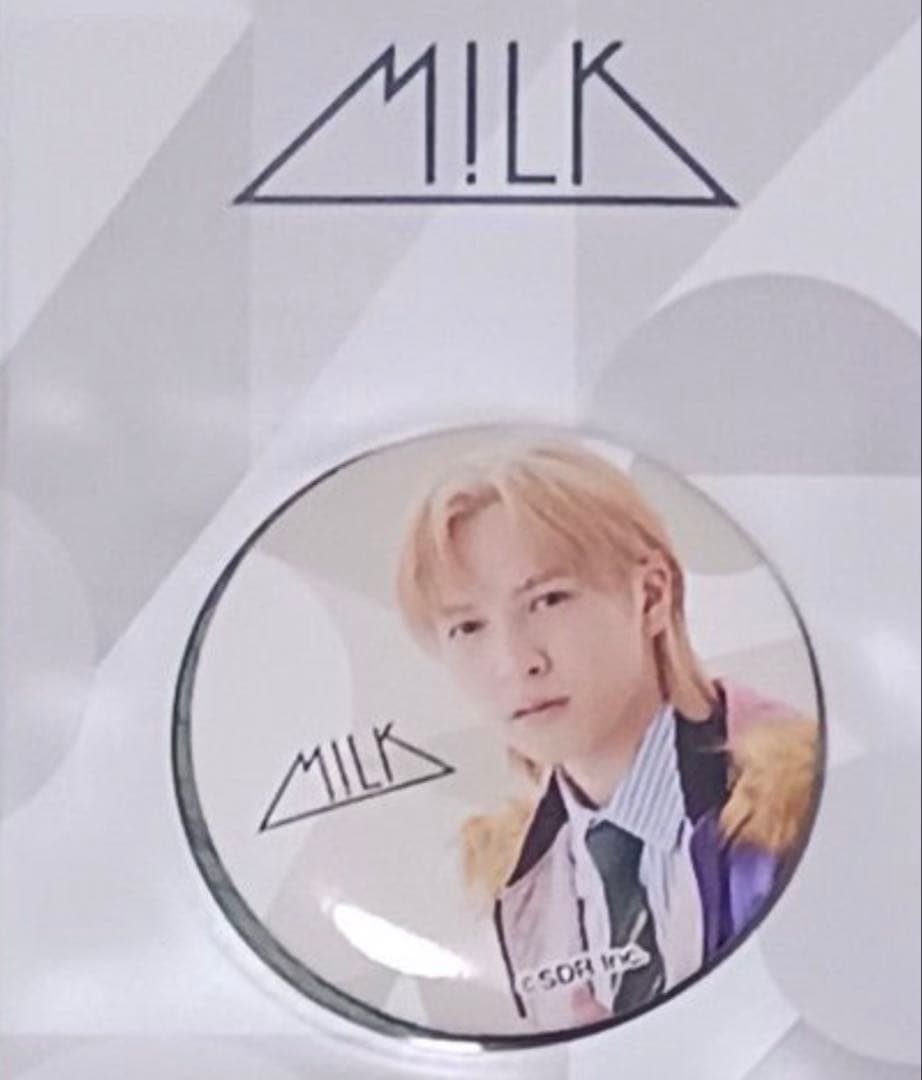 吉田仁人 カードフレーム付きクリアスタンド 缶バッジ 2点セット