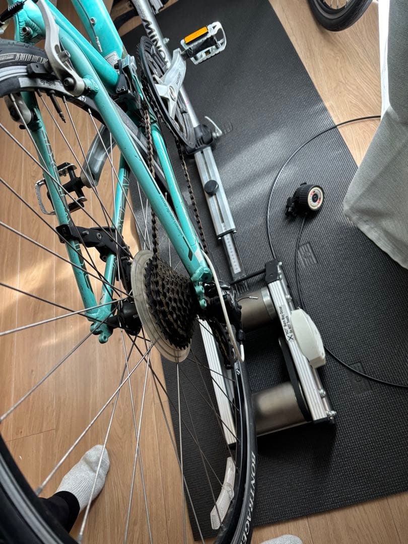 トレック　7.4 38センチ　プラス　ミノウラ　ローラー台　セット！　引取りのみ