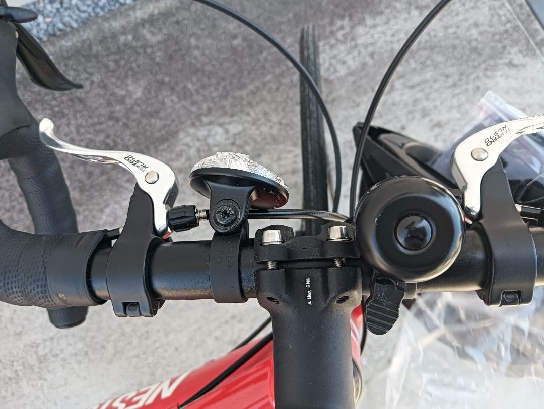 NESTO ネスト FALAD 新品ヘルメット付き ロードバイク