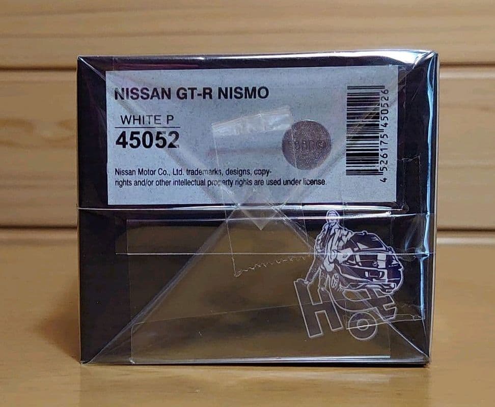 エブロEBBRO 日産NISSAN GT-R NISMO 1/43 ホワイト