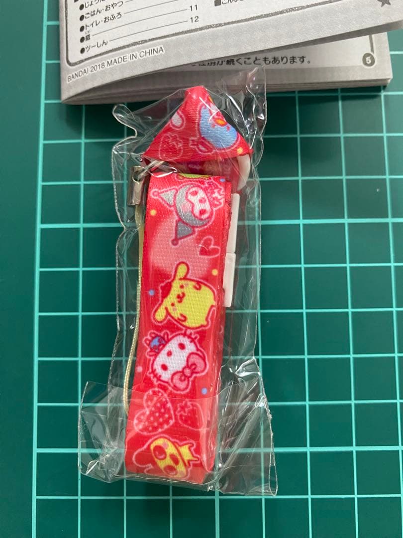 たまごっちみーつ サンリオキャラクターズ　レッド