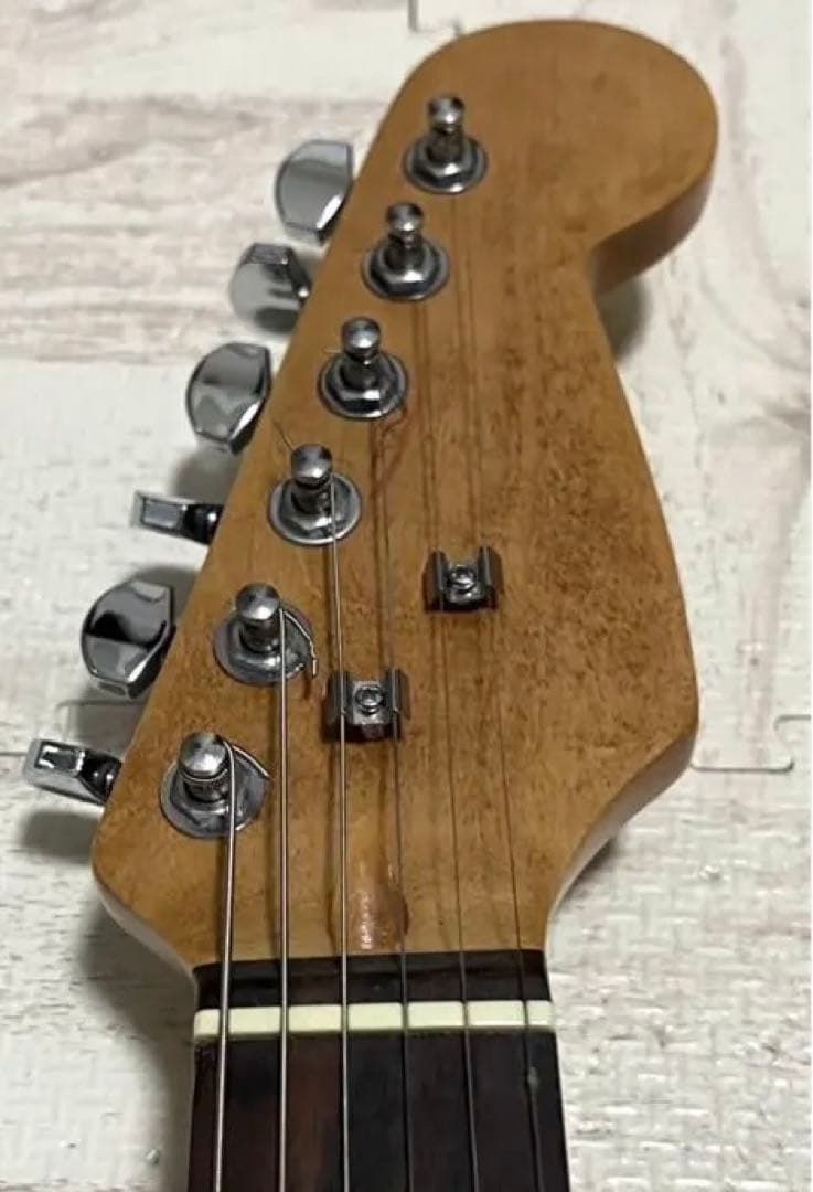 ストラトキャスタータイプ　コンポーネント　ギター