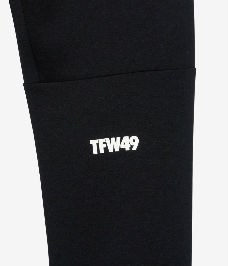 新品タグ付き⭐️2025FW⭐️セットアップ　パンツ⭐️ ネイビー　M 完売品