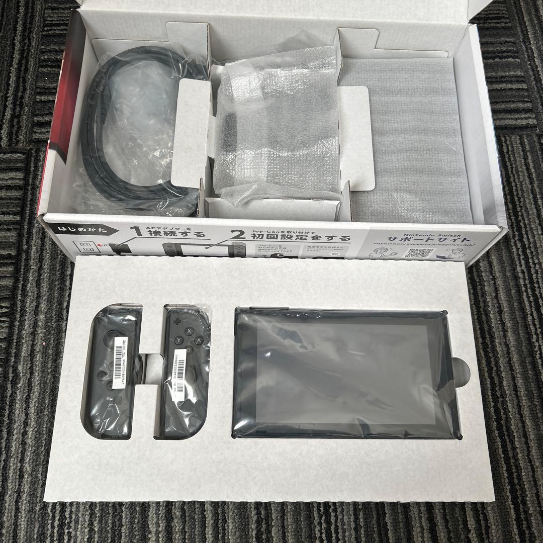 美品　Nintendo Switch 本体　収納ポーチ付き