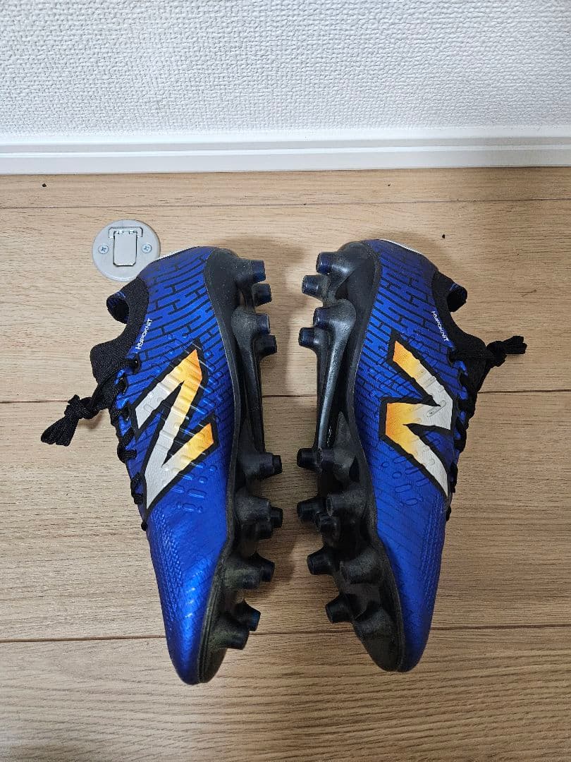 ニューバランス テケラV4 25cm ウィズ2E