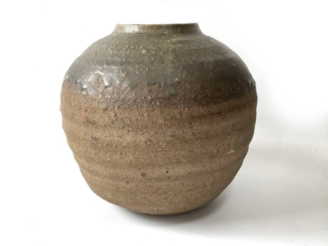 陶芸家　加守田章二　灰釉　丸壺　飾り壺　花器　花入　箱なし　益子焼