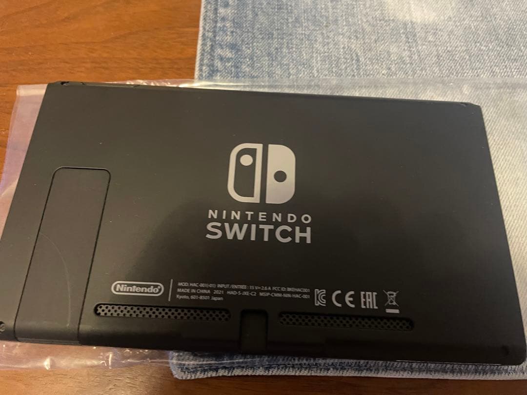 Nintendo Switch + モンハンRise付き128Gカード付きおまけ