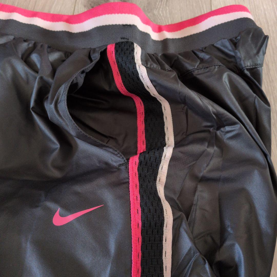 NIKE ナイキ　レディーススポーツウェア　上下セット　☆新品タグ付☆