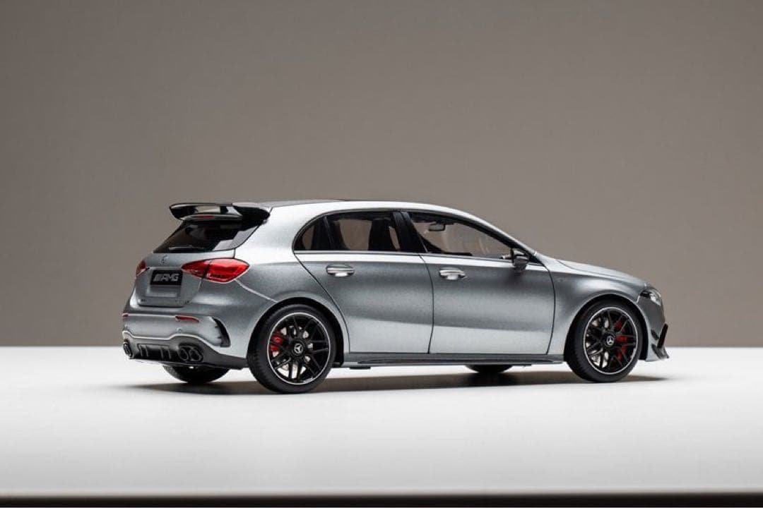 AMG A45 １\18ミニカー