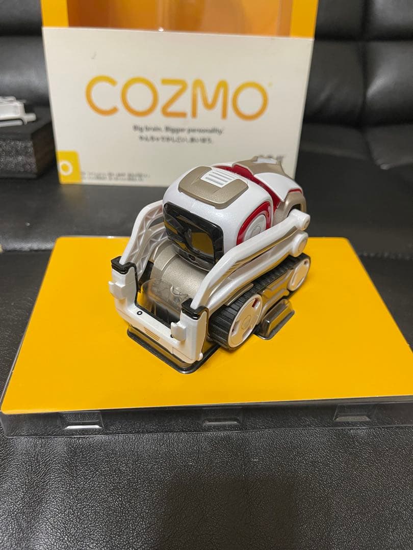 Cozmo ロボット型おもちゃ ホワイト/レッド