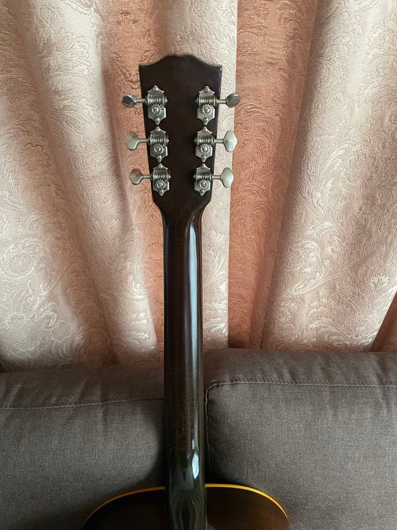 USA製 GIBSON J-45 エレアコ　ギター 専用ケース付 送料無料！美品