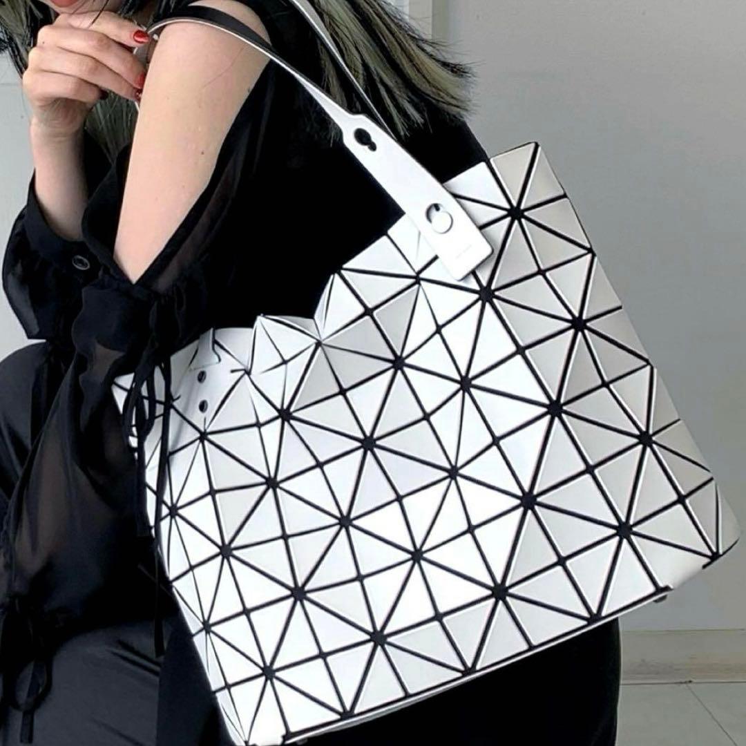 【 新品 】ISSEY MIYAKE 三宅一生