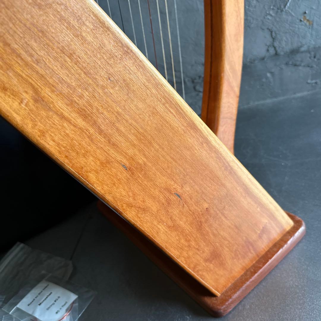 明日削除❣️ハープ22弦　弦たくさんついてます！中古