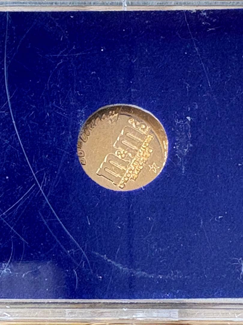 m&m's チョコレート　50周年記念1/10オンス　純金(24K) 約3.2g