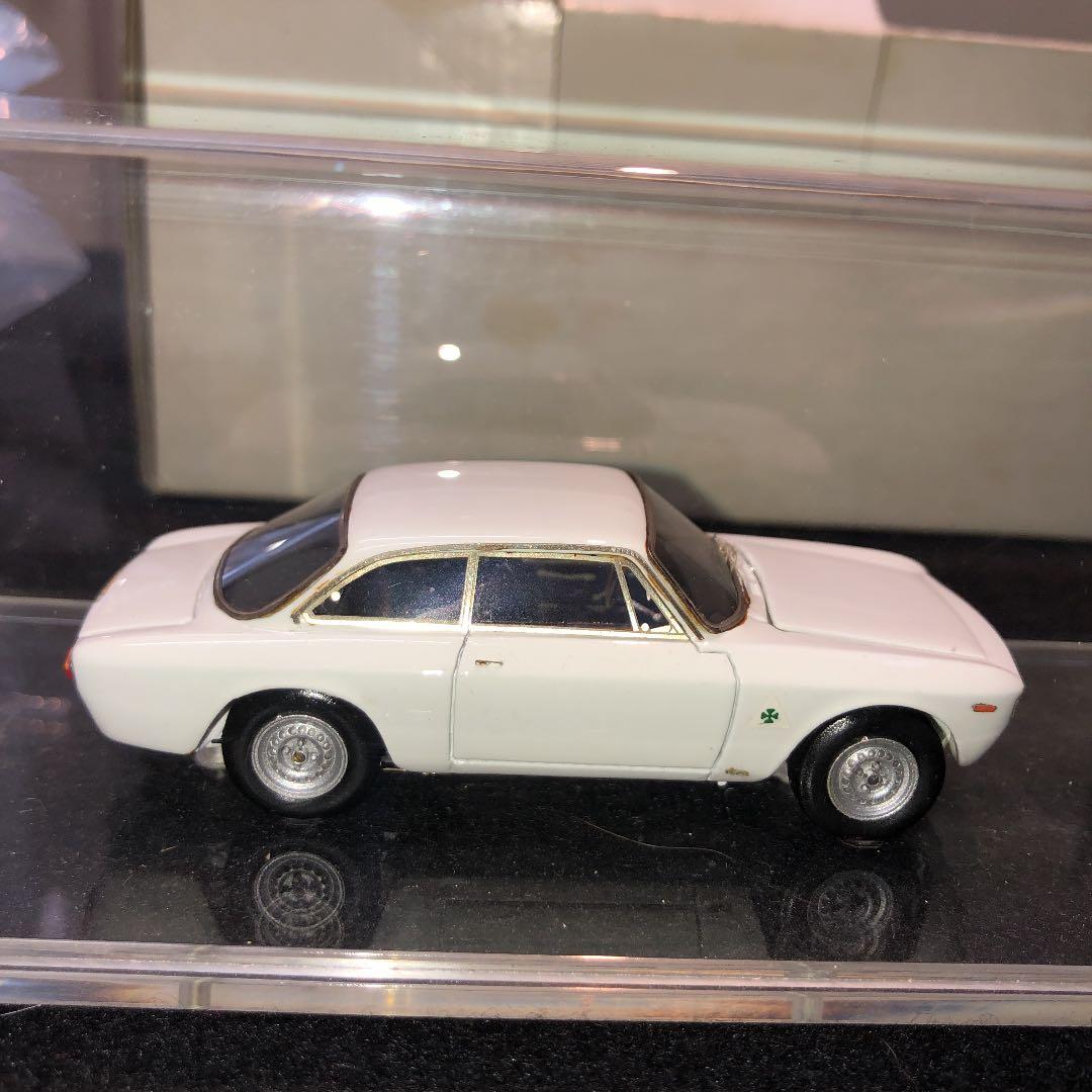 アルファロメオジュリアスプリントGTAストラダーレ