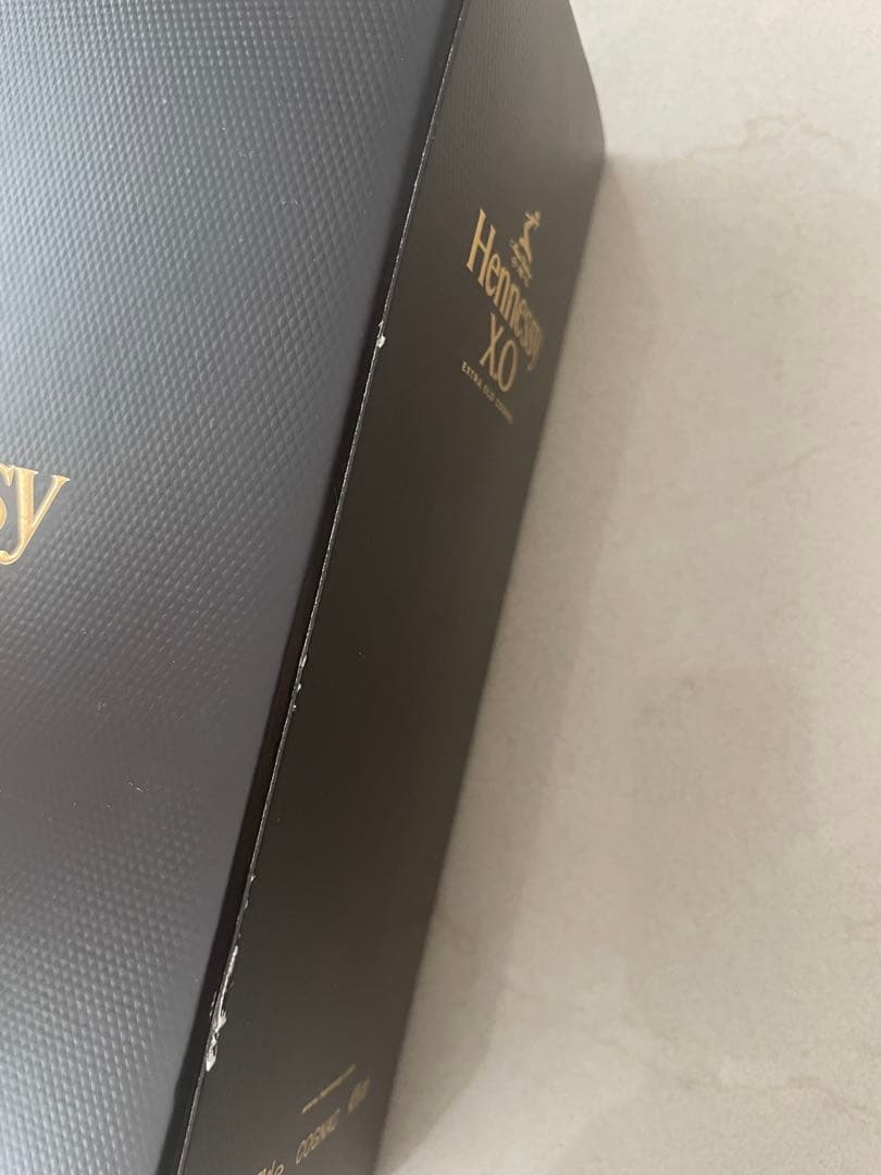 ヘネシーxo 黒キャップ　40度700ml 未開封