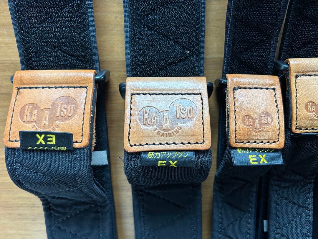 KAATSU正規品　筋力アップクンEX Mサイズ　脚、腕セット