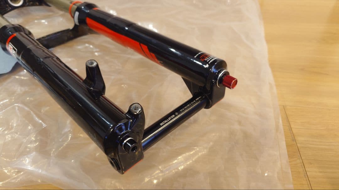 ロックショックス　BOXXER　RC 26インチ オーバーホール済