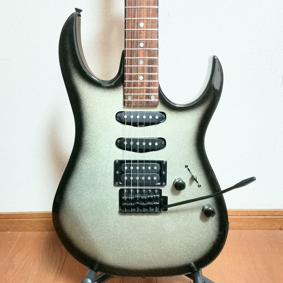 Photogenic　S-S-H仕様　トレモロユニット搭載　エレキギター