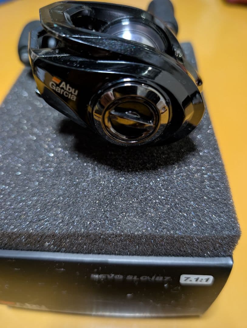 極美品 アブガルシア　レボ　SLC-IB7 ベイト　バス釣り