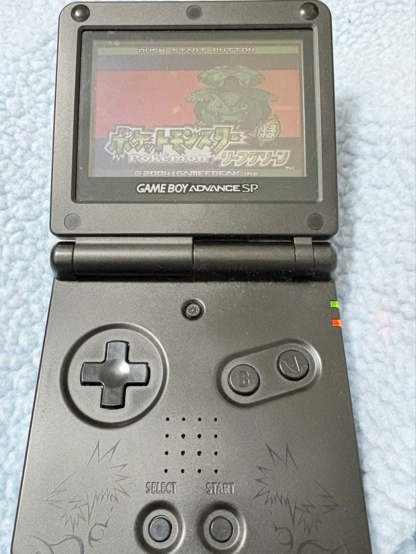 ［動作確認済］ゲームボーイアドバンス　本体　キングダムハーツ刻印つき