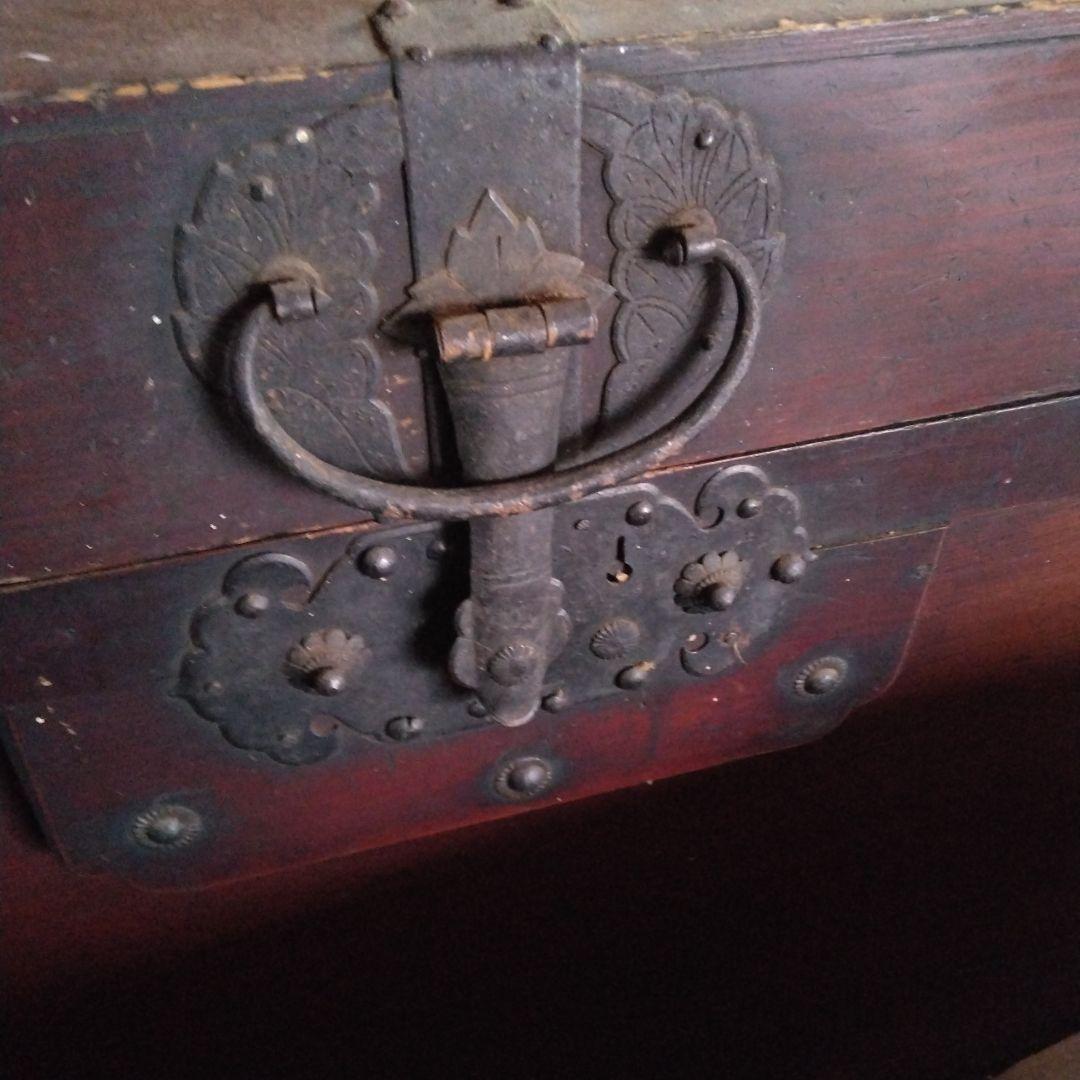 木製箪笥 ダークブラウン 装飾金具　　　【ながもち】