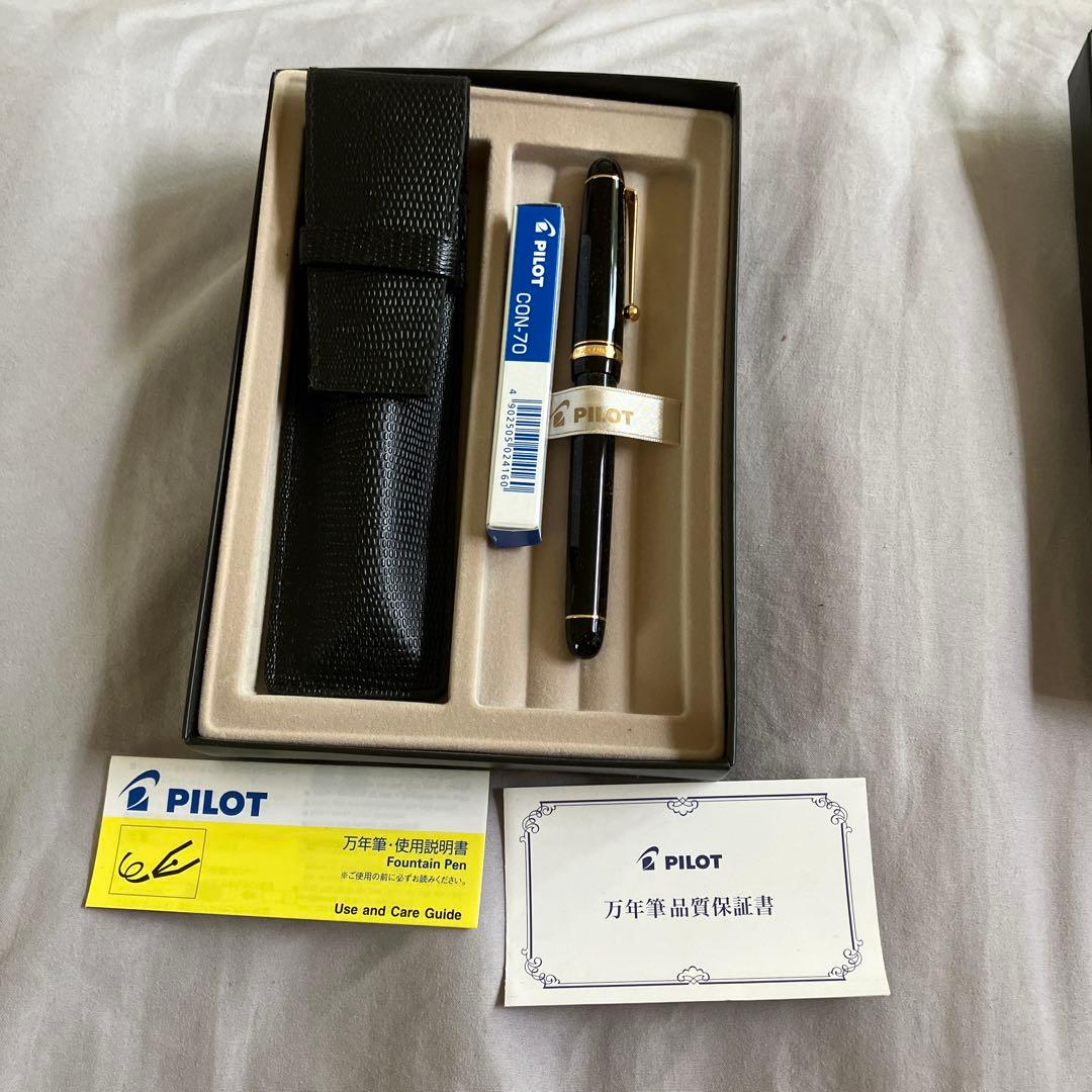 【新品】パイロット 万年筆 カスタム74 14金ペン先 ブラック 万年筆