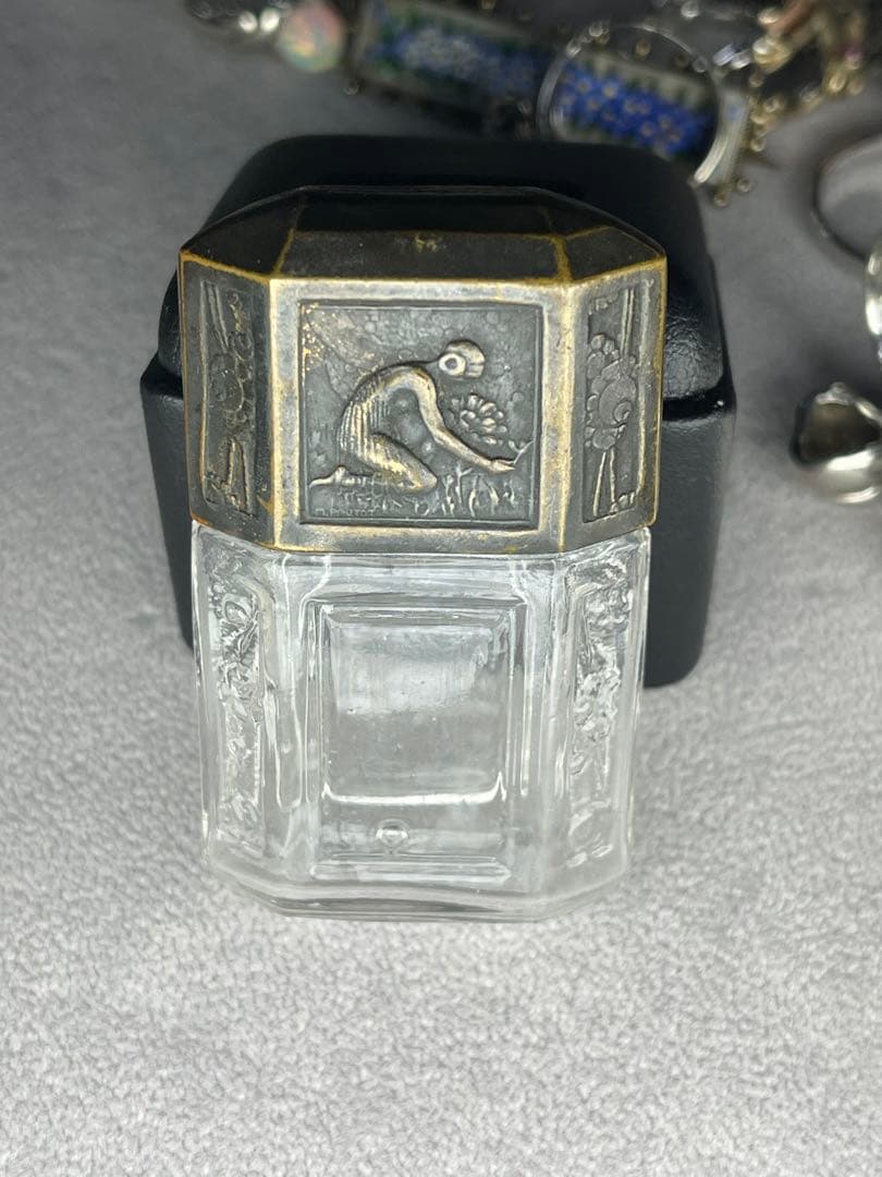 MARCEL PAUTOT アールデコ香水ボトル ガラスと金属 香水瓶 フランス