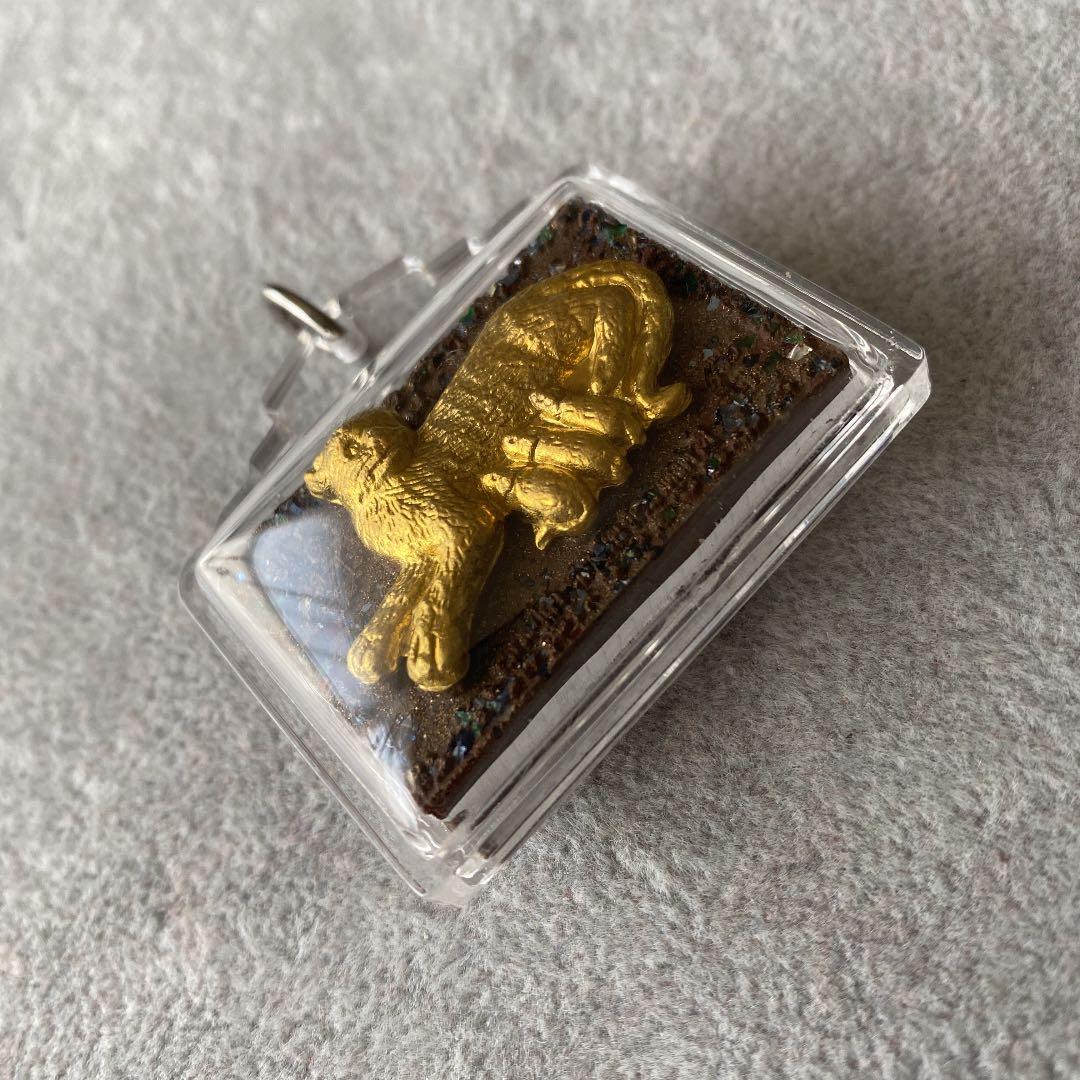 プラクルアン 猫のミルク ヌードーノムメーウ 超レア 愛 恋愛 御守り