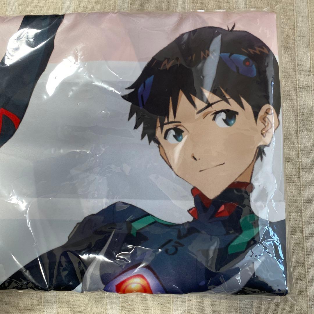 匿名配送 エヴァンゲリオンストア 大判マルチクロス ラジオエヴァ缶バッジ 3点