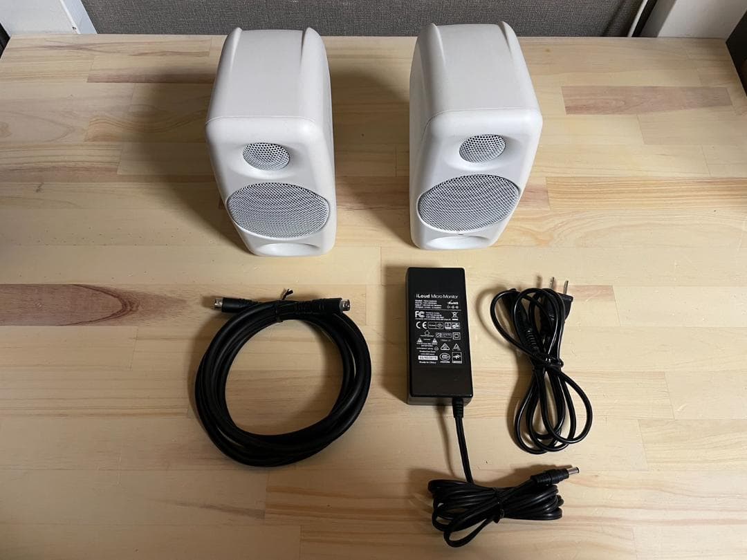 Ik multimedia iLoud micro monitor ホワイト