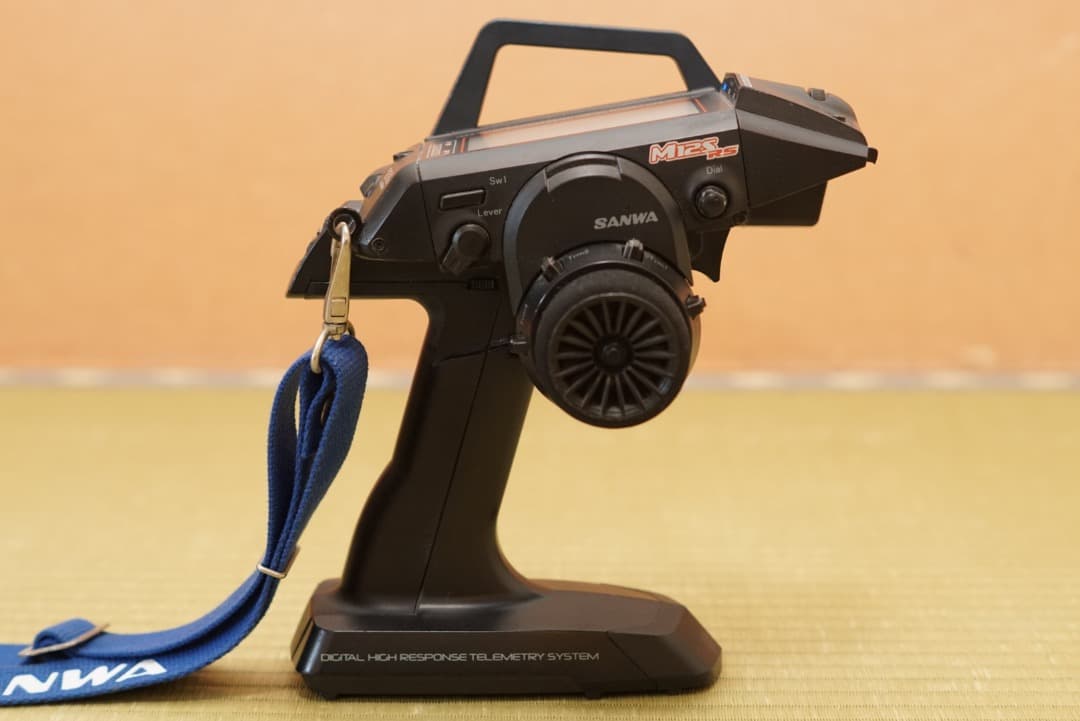 SANWA (サンワ) M12S RS 送信機 純正Li-Feバッテリー付