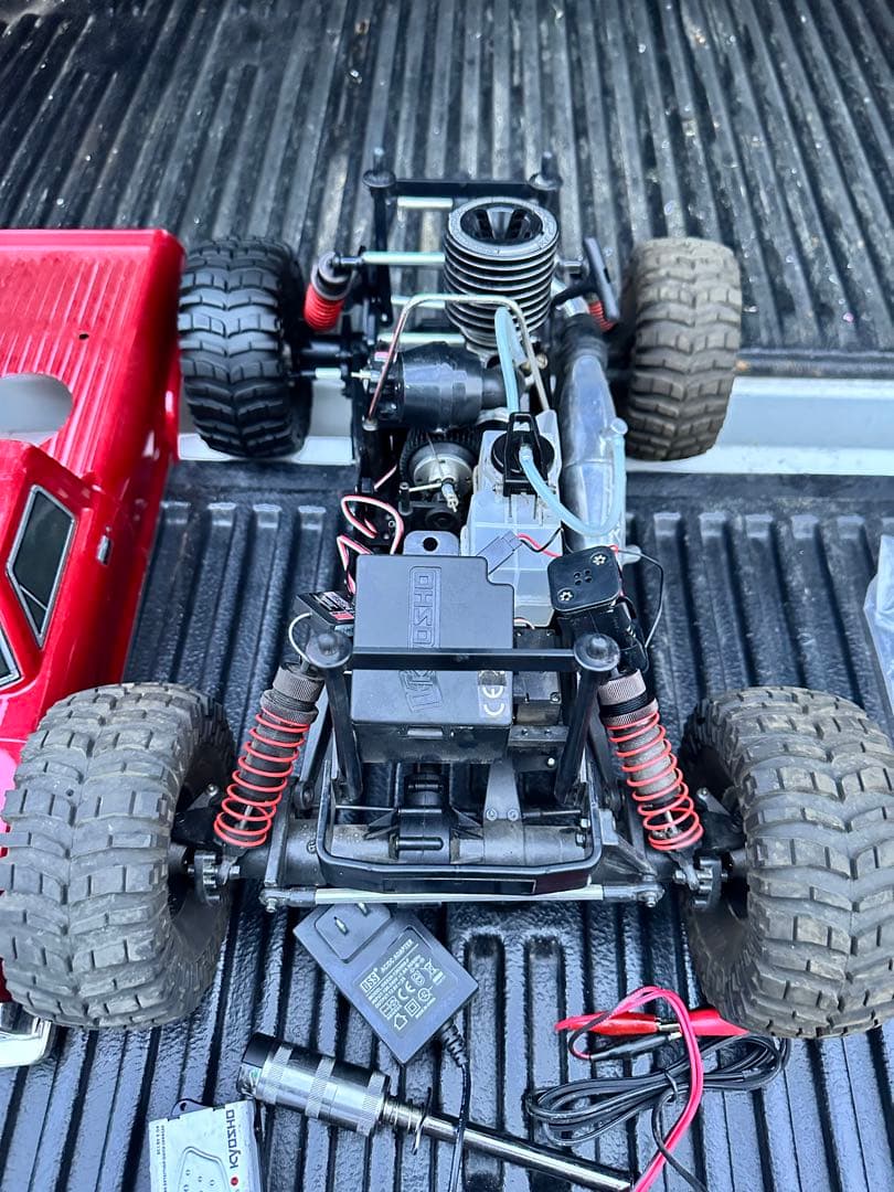 Kyosho KE-25 ガソリンRCカー　マッドクラッシャー