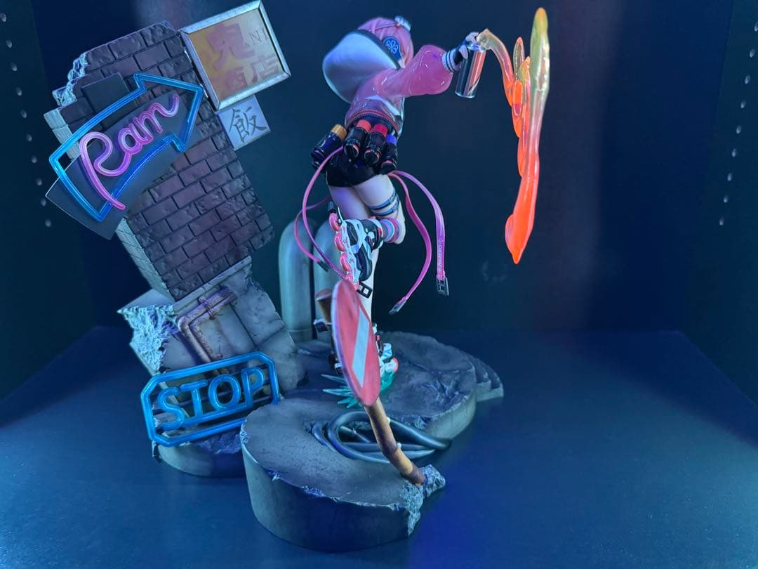 ラム Neon City Ver 渋谷スクランブルフィギュア