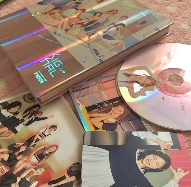 TWICEアルバム